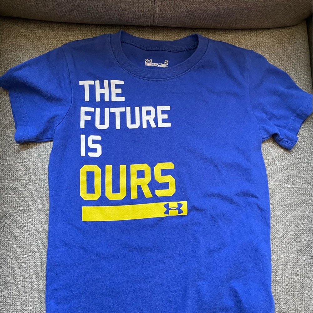 Boys UA shirt
